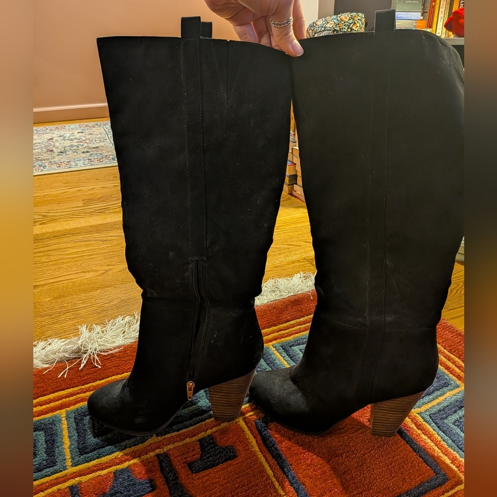 Charles By Charles David Black Heeled Boots